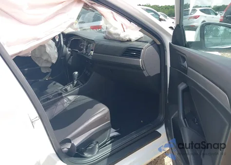 2019 Volkswagen Jetta 1.4T R-Line/1.4T S/1.4T Se z USA, uszkodzony, nr VIN 3VWC57BU1KM096435